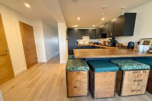 Kitchen- click for photo gallery
